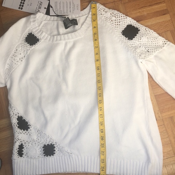 NWT Akira Art to Wear Compassion Pullover size s - Picture 11 of 12